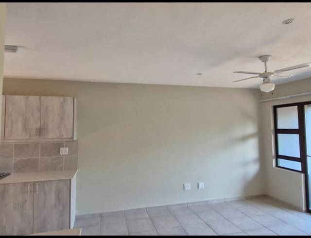 2 BEDROOM COMPLEX FOR SALE IN MALVERN